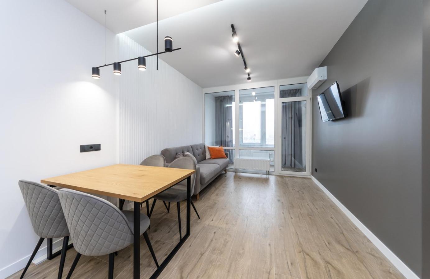 Luxury Apartment Near Metro Station Osokorky Kyiv Exterior photo